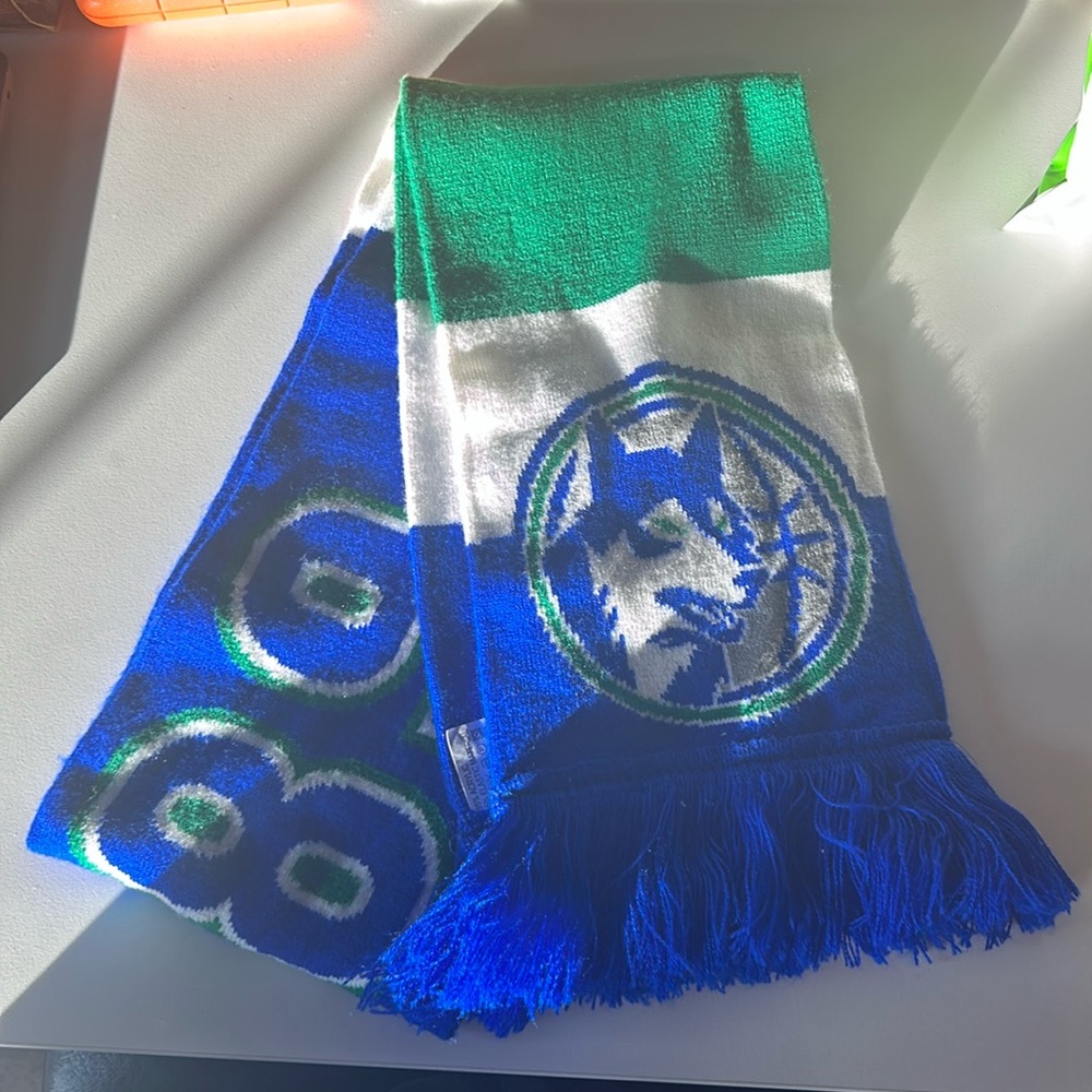 Minnesota timberwolves scarf.